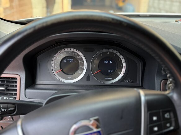 2010 Volvo S80 II Рестайлинг, серебристый - вид 12