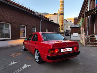 1991 Mercedes-Benz 190 (W201), красный, 885000 рублей, вид 4