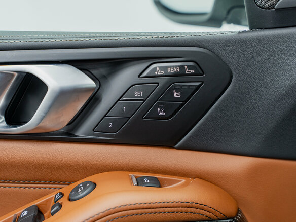 2026 BMW X7 40i I (G07) Рестайлинг, белый, 16350000 рублей - вид 33