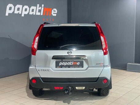 2011 Nissan X-Trail II Рестайлинг, серебристый, 1131000 рублей, вид 4