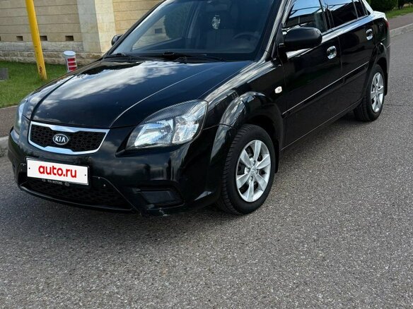 2010 Kia Rio II Рестайлинг, чёрный, 470000 рублей