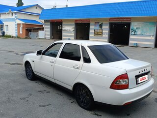 2011 Lada (ВАЗ) Priora I, белый, 240000 рублей, вид 3