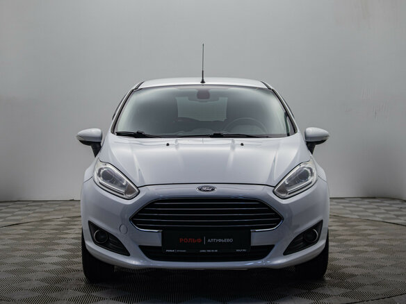 2016 Ford Fiesta Mk6 Рестайлинг, белый - вид 7
