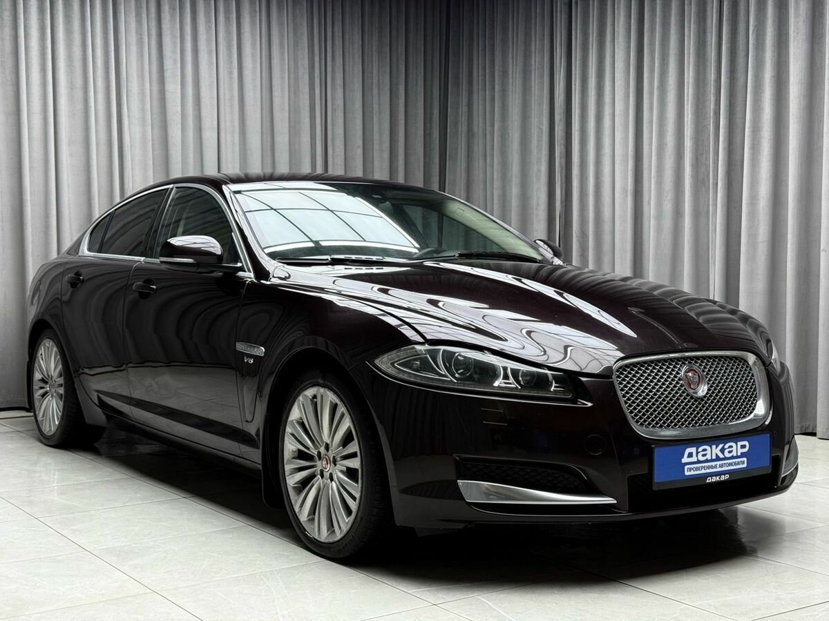 Открыть фотографии: Jaguar XF I Рестайлинг
