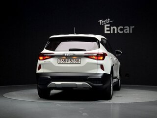 2021 Kia Seltos I, белый, 1750000 рублей, вид 4