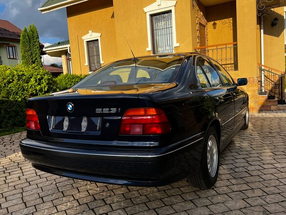 1999 BMW 5 серии 523i IV (E39), синий, 2500000 рублей - вид 3