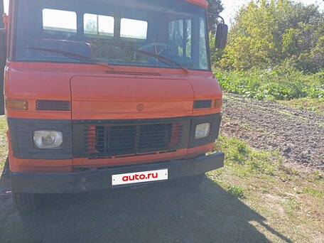 1983 Mercedes-Benz T2, оранжевый, 500000 рублей, вид 1