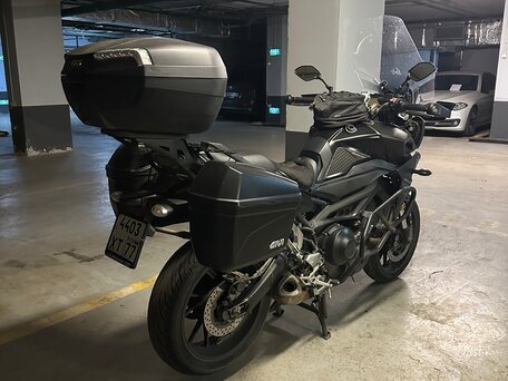 2017 Yamaha MT-09 Tracer (FJ-09), чёрный, 750000 рублей, вид 3