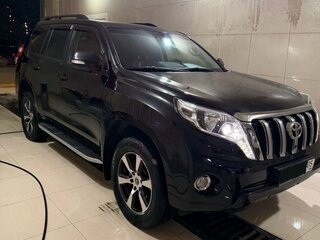 2017 Toyota Land Cruiser Prado 150 Series Рестайлинг 1, чёрный, 4400000 рублей, вид 4