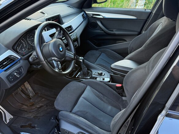 2018 BMW X1 20i xDrive II (F48), чёрный - вид 7
