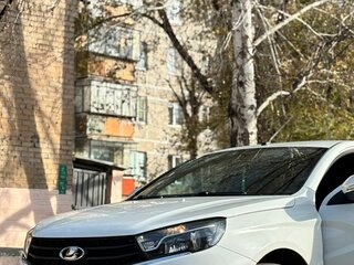 2016 Lada (ВАЗ) Vesta I, белый, 690000 рублей, вид 2