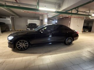 2021 Mercedes-Benz E-Класс 300 d V (W213, S213, C238) Рестайлинг, чёрный, 4300000 рублей, вид 4