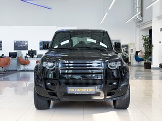 2021 Land Rover Defender 110 II, чёрный, 13500000 рублей, вид 2