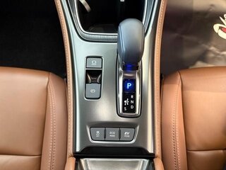 2025 Lexus LBX, белый, 3070007 рублей, вид 5
