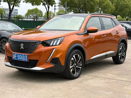 2022 Peugeot 2008 II, оранжевый, 1200000 рублей, вид 1