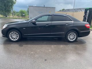 2010 Mercedes-Benz E-Класс 250 5G-Tronic IV (W212, S212, C207), чёрный, 1330000 рублей, вид 5