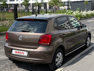 2014 Volkswagen Polo V, коричневый, 650000 рублей, вид 4