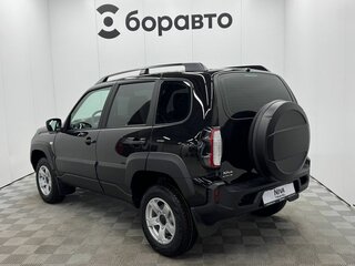 2026 Lada (ВАЗ) Niva Travel I Рестайлинг, чёрный, 1598000 рублей, вид 5