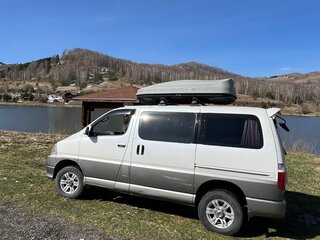 2000 Toyota Grand HiAce I, серый, 1500000 рублей, вид 4