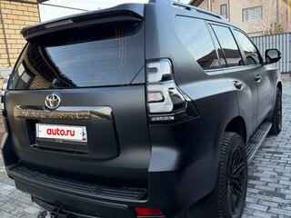 2022 Toyota Land Cruiser Prado 150 Series Рестайлинг 3, чёрный, 8100000 рублей, вид 3