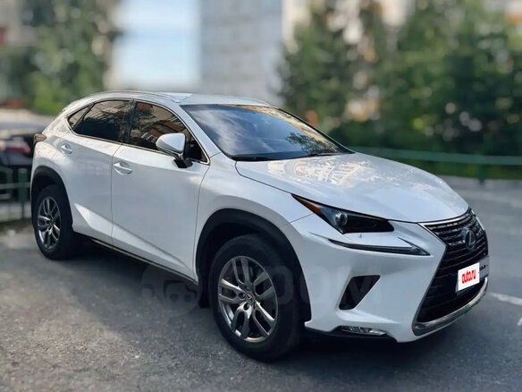 2017 Lexus NX 300 I Рестайлинг, белый, 3800000 рублей - вид 1