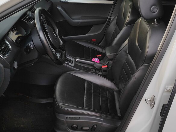 2013 Skoda Octavia III (A7), белый, 1200000 рублей - вид 14