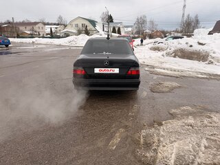 1991 Mercedes-Benz W124 230, чёрный, 399999 рублей, вид 4