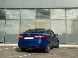 2013 Kia Rio 5-speed III, синий, 440000 рублей, вид 4