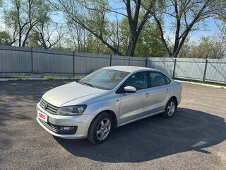 2016 Volkswagen Polo V Рестайлинг, белый, 1050000 рублей, вид 2