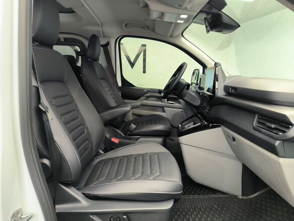 2026 Ford Tourneo Custom LWB II, белый, 9980000 рублей - вид 15