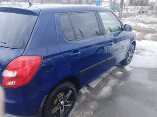 2014 Skoda Fabia II Рестайлинг, синий, 600000 рублей, вид 4