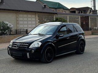 2010 Mercedes-Benz M-Класс AMG 63 AMG II (W164) Рестайлинг, чёрный, 1100000 рублей, вид 2
