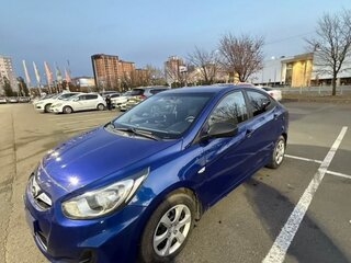 2011 Hyundai Solaris I, синий, 680000 рублей, вид 2