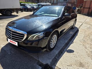 2018 Mercedes-Benz E-Класс 200 d V (W213, S213, C238), чёрный, 2900000 рублей, вид 2