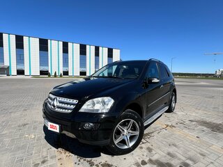 2007 Mercedes-Benz M-Класс 320 II (W164), чёрный, 1100000 рублей, вид 1