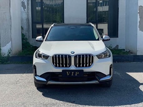 2023 BMW X1 18d sDrive III (U11/U12), белый, 3360000 рублей, вид 1