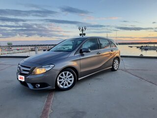 2013 Mercedes-Benz B-Класс 180 II (W246), серый, 1150000 рублей, вид 2