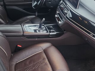 2020 BMW 7 серии 730d xDrive VI (G11/G12) Рестайлинг, чёрный, 4750000 рублей, вид 3