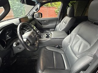 2021 Toyota Land Cruiser 300 Series, чёрный, 10700000 рублей, вид 3