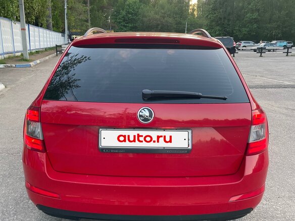 2014 Skoda Octavia III (A7), красный, 785000 рублей - вид 3