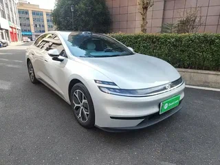 2026 Changan Qiyuan A06 28.39 kWh, серебристый, 2315999 рублей, вид 4