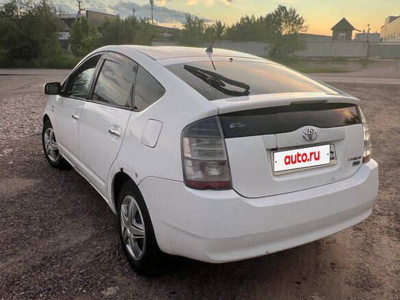 2010 Toyota Prius JDM II Рестайлинг (XW20), белый, 420000 рублей - вид 8