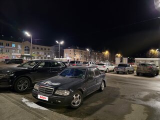 1997 Mercedes-Benz C-Класс 180 I (W202), синий, 220000 рублей, вид 5