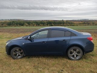 2012 Chevrolet Cruze I, синий, 750000 рублей, вид 3