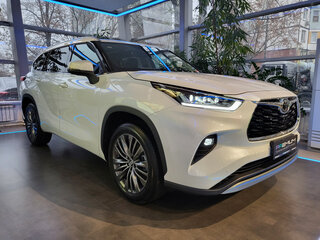 2026 Toyota Highlander IV (XU70), белый, 5480000 рублей, вид 4