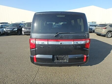 2022 Mitsubishi Delica D:5 I Рестайлинг, серый, 2980000 рублей, вид 4