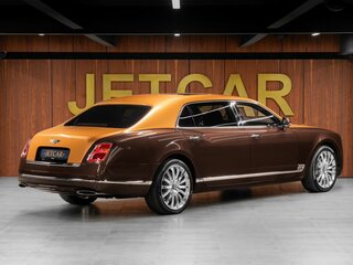 2017 Bentley Mulsanne EWB II Рестайлинг, золотистый, 15300000 рублей, вид 5
