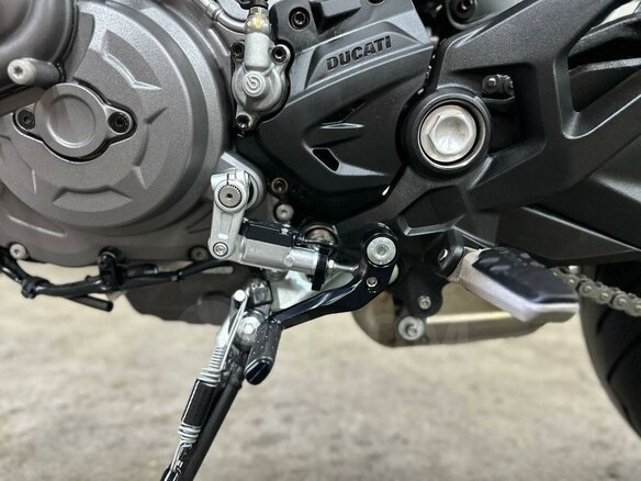 2021 Ducati Monster 937, красный, 1080000 рублей - вид 22