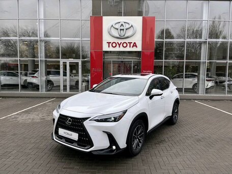 Lexus NX II