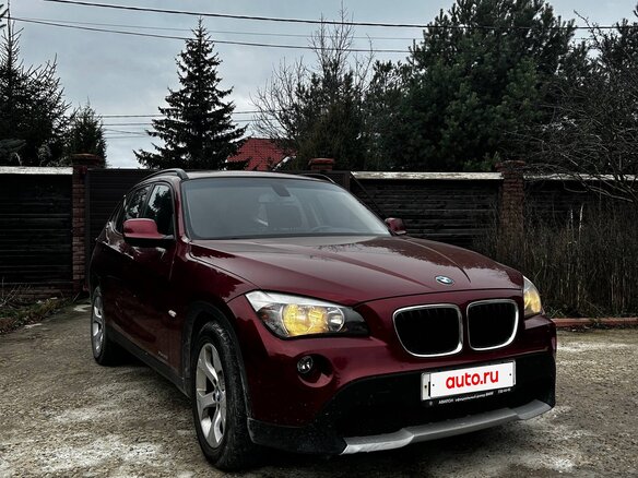 2012 BMW X1 20i I (E84) Рестайлинг, красный, 1550000 рублей - вид 3